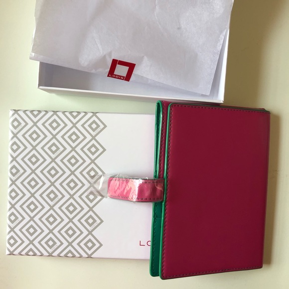 💚 LODIS Passport & ticket wallet - Picture 4 of 5